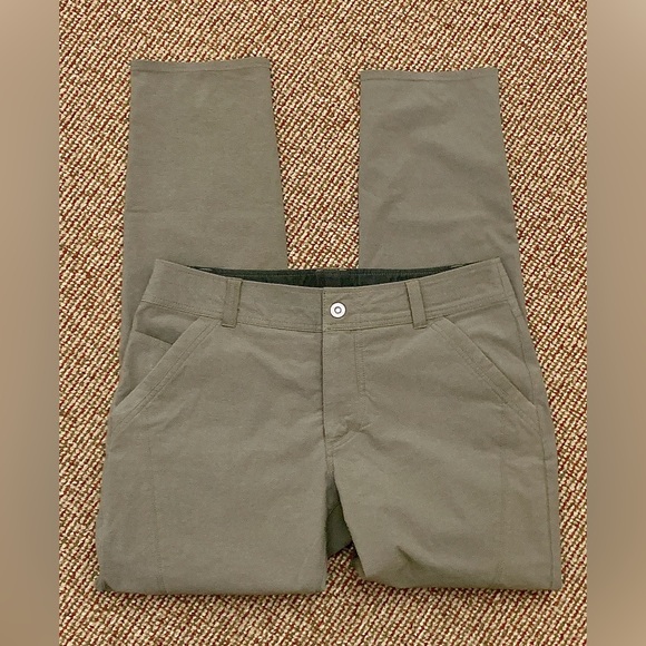 Men's 33 x 32 KUHL DECEPTR Grey Khaki Lightweight Technical Hybrid Hiking Pants - Picture 3 of 14